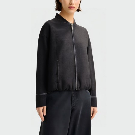 Blue zippered casual women's denim jacket