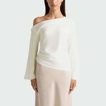 Fashionable asymmetrical women's long-sleeved top