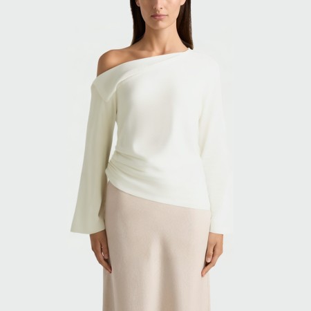 Fashionable asymmetrical women's long-sleeved top