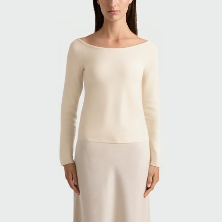 Fashionable beige polka dot women's long-sleeved top