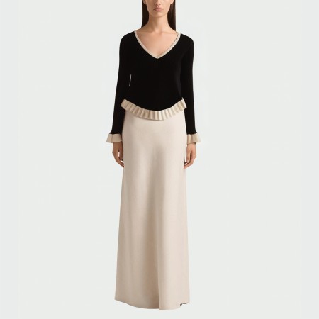 Fashionable V-neck ruffled women's long-sleeved top