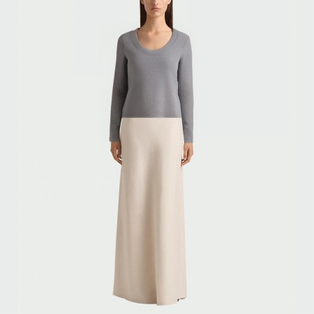 Grey knitted crew neck women's long-sleeved top