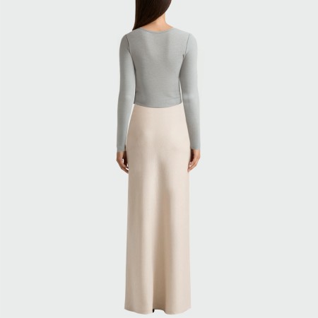 Fashionable grey round neck women's long-sleeved top